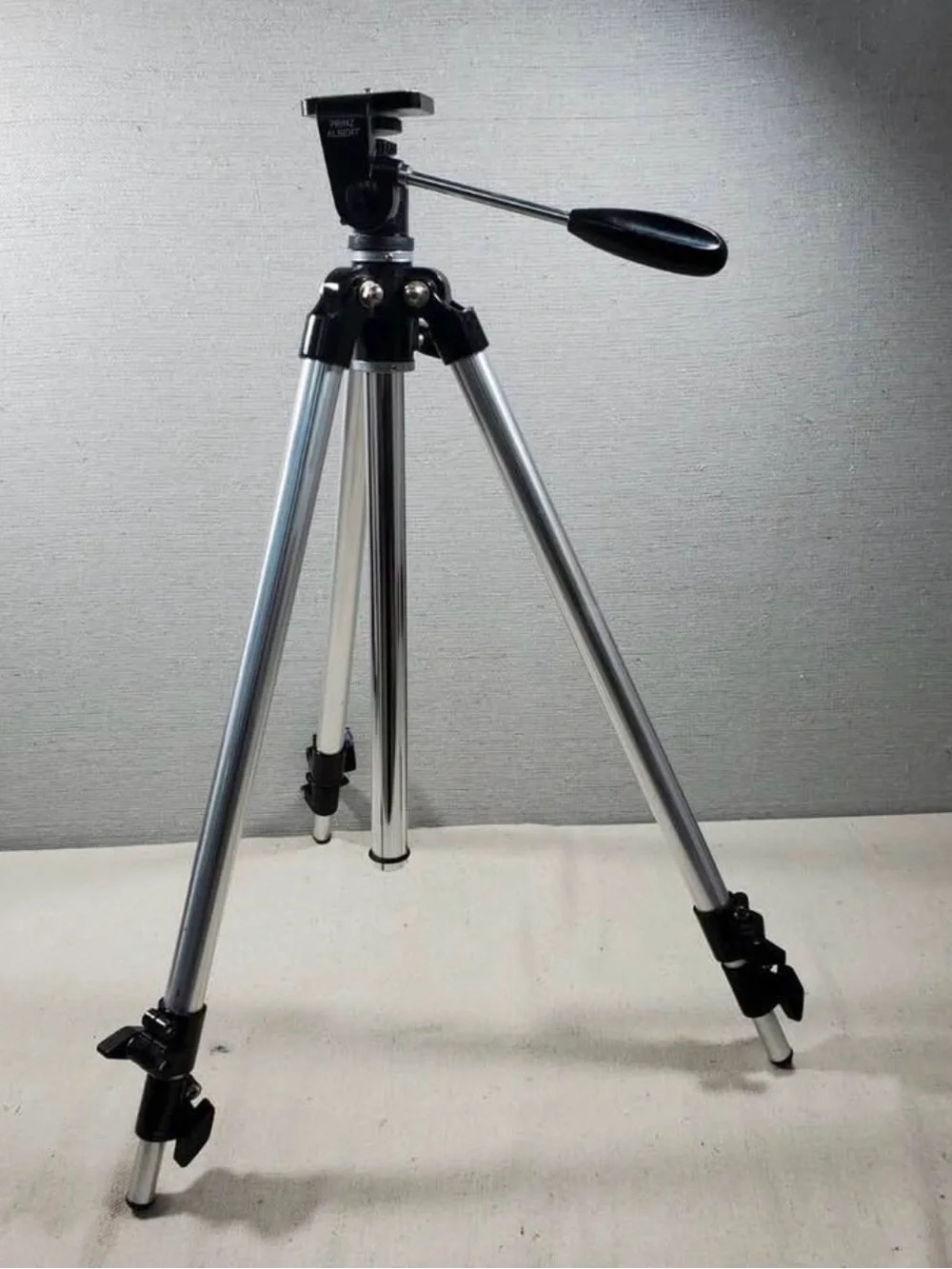Lightweight Silver & Black Camera Tripod with Pan Handle